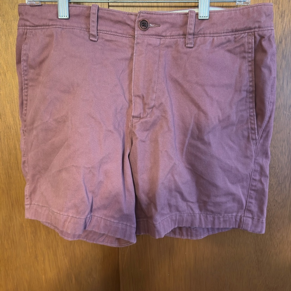 Abrocrombie & Fitch Men’s Chino Shorts - 5” Inseam